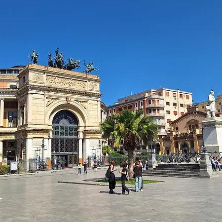Rambla E Passio Semesterbostad Palermo